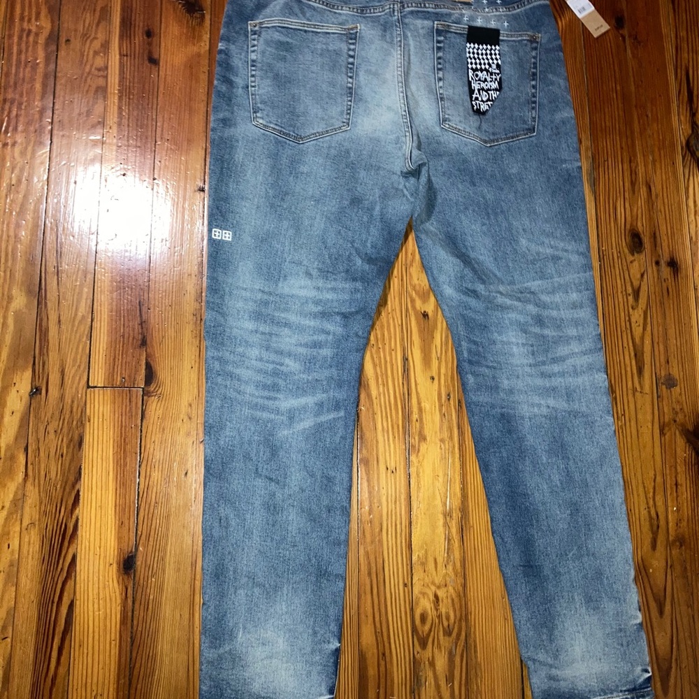 Clothes - Picture 2 of 2